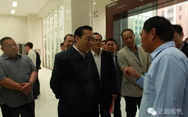 临沧市委书记陈良贤带队赴赢多多电气调研